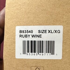 Women's Ruby Wine Puffer Jacket